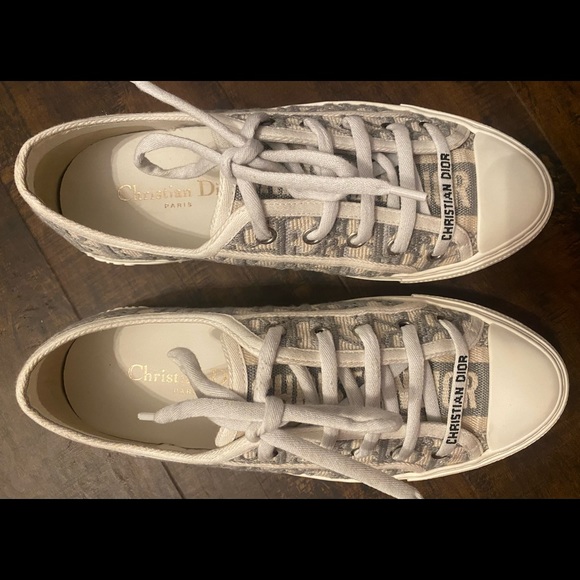 Walk N Dior Sneaker in Grey - Picture 3 of 10